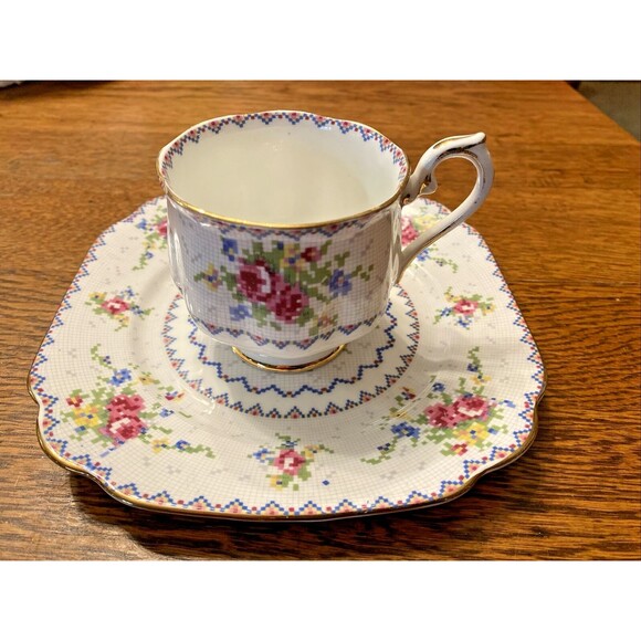 Vintage Royal Albert Needlepoint Bone China Tea Cup & Dessert Plate Petit Point - Picture 1 of 7